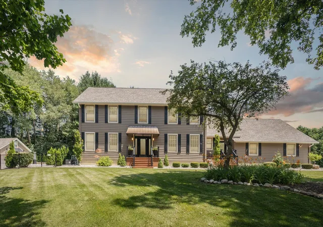 Photo 2 of Single family home for sale at 3691 W Pawnee Dr, La Porte, IN 46350 | MLS# 847380 | Listing updated on 2026-10-27