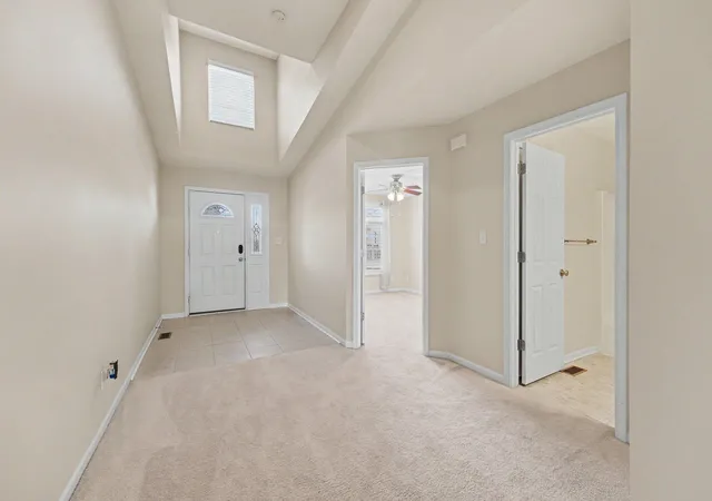 Photo 4 of Townhouse for sale at 10863 Wachter Ct, Saint John, IN 46373 | MLS# 846515 | Listing updated on 2026-10-08