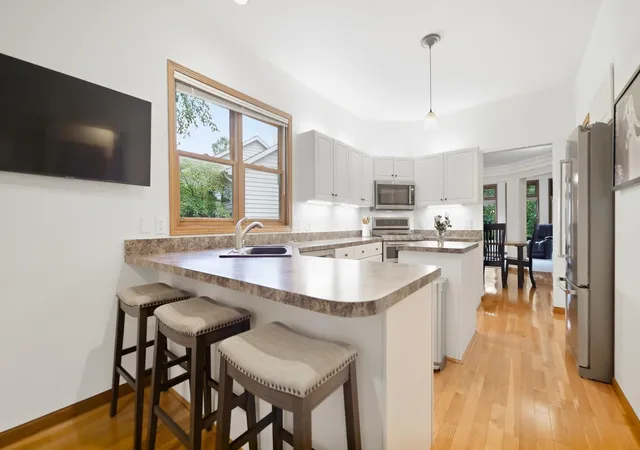 Photo 2 of Single family home for sale at 5011 Waters Edge Dr, Valparaiso, IN 46383 | MLS# 846226 | Listing updated on 2026-10-02