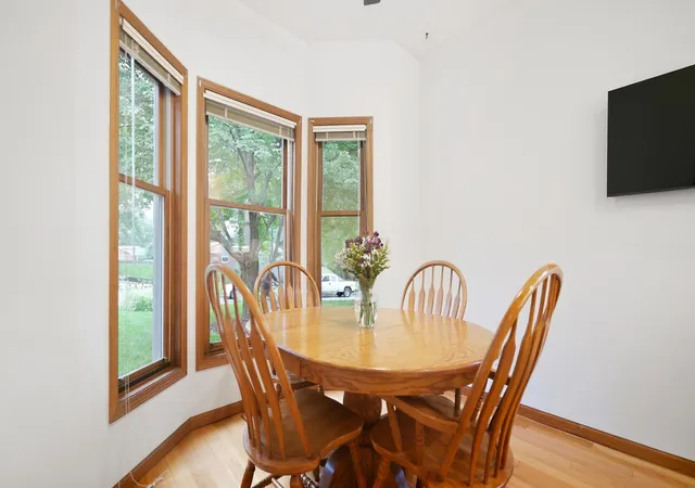 Photo 3 of Single family home for sale at 5011 Waters Edge Dr, Valparaiso, IN 46383 | MLS# 846226 | Listing updated on 2026-10-02