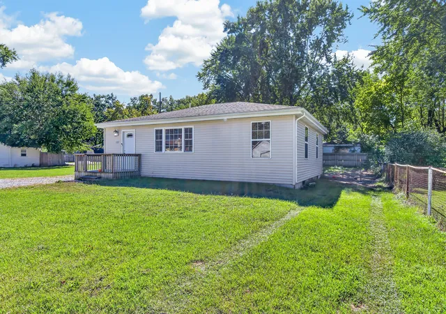 Photo 2 of Single family home for sale at 5187 Terry Ave, Portage, IN 46368 | MLS# 846074 | Listing updated on 2026-09-30