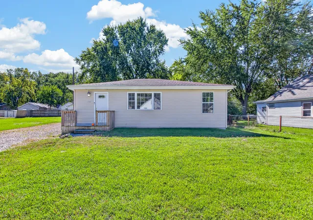 Photo 3 of Single family home for sale at 5187 Terry Ave, Portage, IN 46368 | MLS# 846074 | Listing updated on 2026-09-30