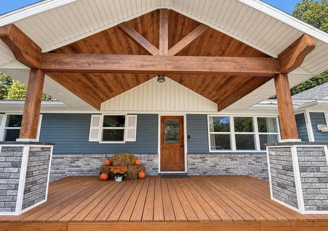 Photo 2 of Single family home for sale at 904 Mar, Chesterton, IN 46304 | MLS# 846066 | Listing updated on 2026-10-07