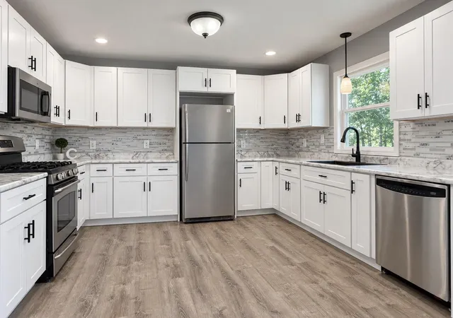 Photo 3 of Single family home for sale at 904 Mar, Chesterton, IN 46304 | MLS# 846066 | Listing updated on 2026-10-07
