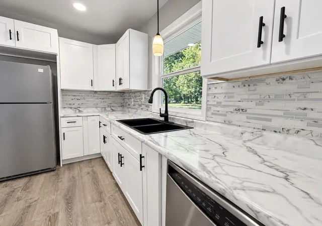 Photo 4 of Single family home for sale at 904 Mar, Chesterton, IN 46304 | MLS# 846066 | Listing updated on 2026-10-07