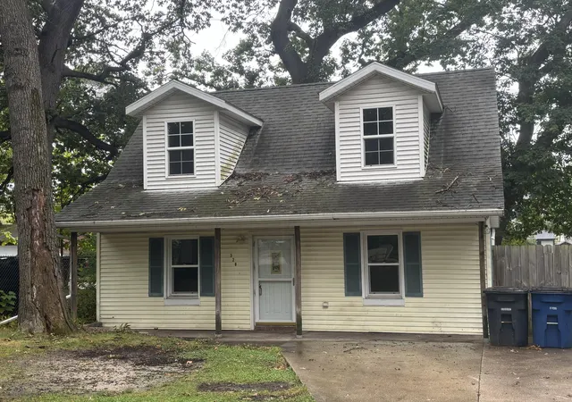 Photo 1 of Single family home for sale at 320 Fairfield Ave, Michigan City, IN 46360 | MLS# 846133 | Listing updated on 2026-10-01