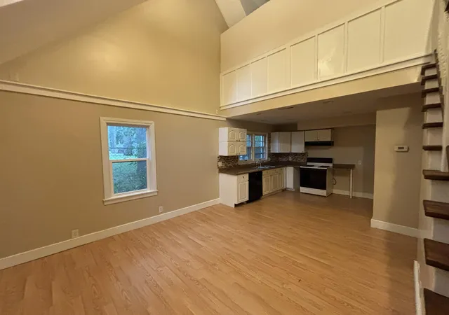 Photo 3 of Single family home for sale at 320 Fairfield Ave, Michigan City, IN 46360 | MLS# 846133 | Listing updated on 2026-10-01