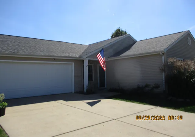 Photo 1 of Single family home for sale at 1585 Saugus Close, Valparaiso, IN 46385 | MLS# 846069 | Listing updated on 2026-09-29