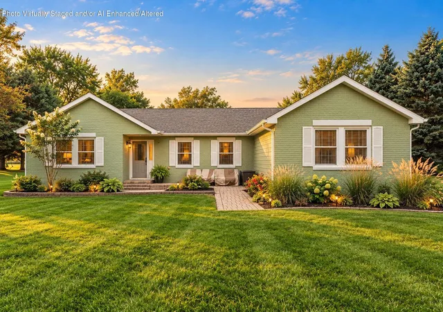 Photo 2 of Single family home for sale at 4307 N Campbell St, Valparaiso, IN 46385 | MLS# 846077 | Listing updated on 2026-10-07