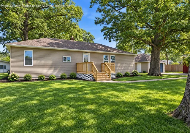 Photo 1 of Single family home for sale at 341 W 700 North, Valparaiso, IN 46385 | MLS# 846095 | Listing updated on 2026-09-30