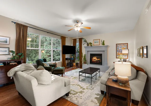 Photo 3 of Single family home for sale at 1230 Dune Meadows Dr, Chesterton, IN 46304 | MLS# 846183 | Listing updated on 2026-10-06