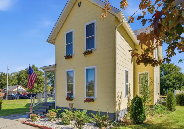 Photo 3 of Multi family home for sale at 508 Wabash St, Michigan City, IN 46360 | MLS# 846453 | Listing updated on 2026-10-07