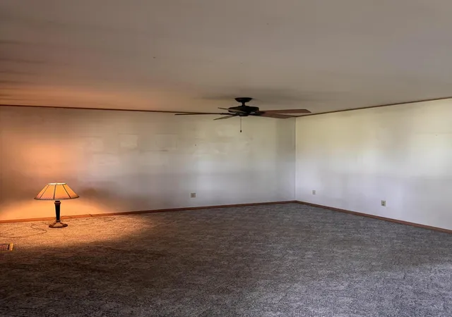 Photo 2 of Single family home for sale at 697 N Lake Park Ave, Hobart, IN 46342 | MLS# 846804 | Listing updated on 2026-10-15