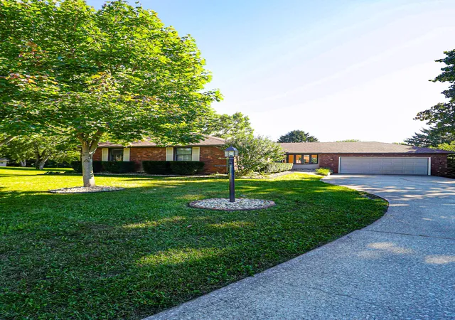 Photo 2 of Single family home for sale at 2408 W Pepperidge Ct, La Porte, IN 46350 | MLS# 846177 | Listing updated on 2026-10-01