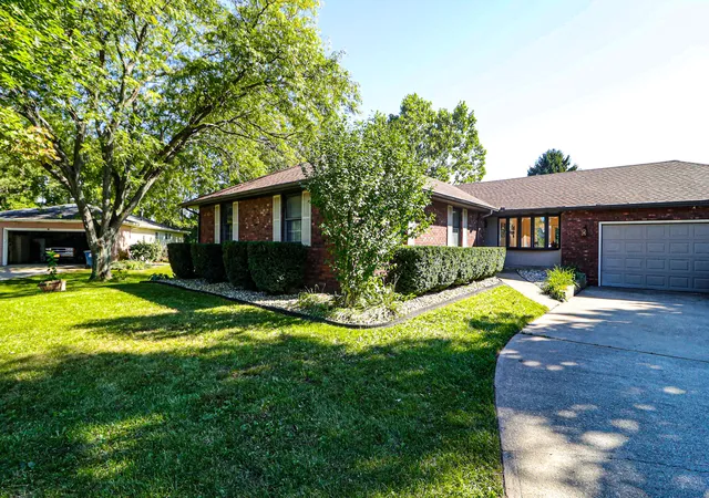 Photo 3 of Single family home for sale at 2408 W Pepperidge Ct, La Porte, IN 46350 | MLS# 846177 | Listing updated on 2026-10-01