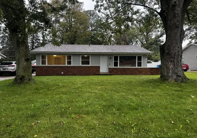 Photo 1 of Single family home for sale at 4022 Cleveland Ave, Michigan City, IN 46360 | MLS# 846163 | Listing updated on 2026-10-01