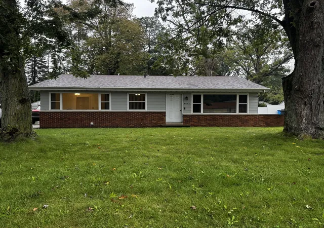 Photo 1 of Single family home for sale at 4022 Cleveland Ave, Michigan City, IN 46360 | MLS# 846163 | Listing updated on 2026-10-15