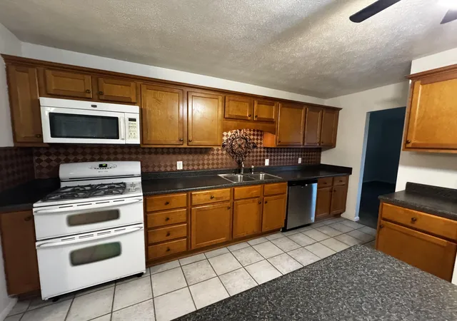 Photo 3 of Single family home for sale at 4022 Cleveland Ave, Michigan City, IN 46360 | MLS# 846163 | Listing updated on 2026-10-01