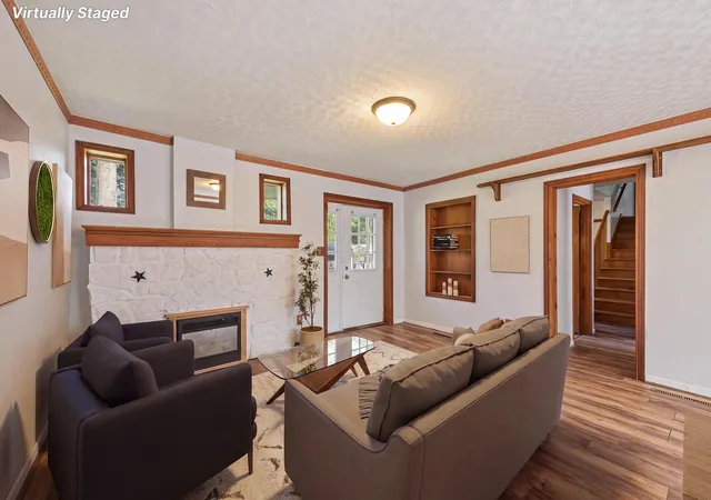 Photo 4 of Single family home for sale at 110 Country Clb Dr, La Porte, IN 46350 | MLS# 846141 | Listing updated on 2026-10-06