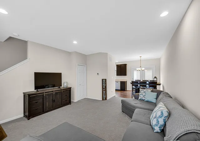Photo 2 of Townhouse for sale at 11384 Kentucky St, Crown Point, IN 46307 | MLS# 846236 | Listing updated on 2026-10-02