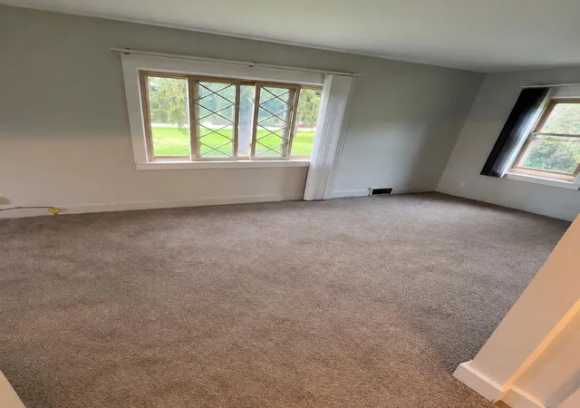 Photo 3 of Single family home for sale at 1035 N 200 West, Valparaiso, IN 46385 | MLS# 846454 | Listing updated on 2026-10-07