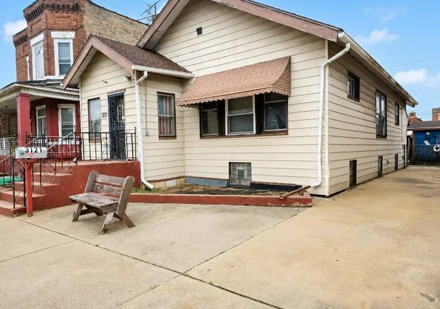 Photo 2 of Single family home for sale at 3721 Ivy St, East Chicago, IN 46312 | MLS# 846146 | Listing updated on 2026-10-01
