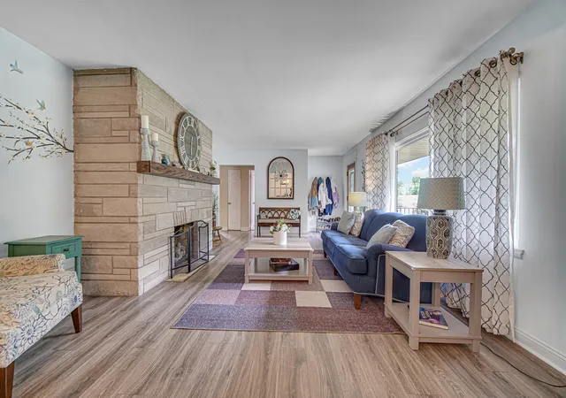 Photo 4 of Single family home for sale at 1856 S River Dr, Munster, IN 46321 | MLS# 846249 | Listing updated on 2026-10-02