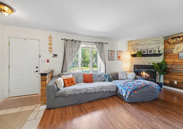 Photo 3 of Condo for sale at 1428 Elm Ct, Schererville, IN 46375 | MLS# 846429 | Listing updated on 2026-10-06