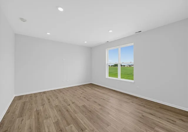 Photo 3 of Single family home for sale at 8624 Kannon Dr, Lowell, IN 46356 | MLS# 846162 | Listing updated on 2026-10-01