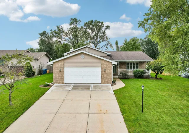 Photo 1 of Single family home for sale at 12701 Goldenrod Pl, Saint John, IN 46373 | MLS# 846280 | Listing updated on 2026-10-06