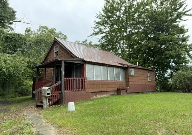 Photo 2 of Sale Pending at 151 Francisco St, Michigan City, IN 46360 | MLS# 846168 | Listing updated on 2026-10-02