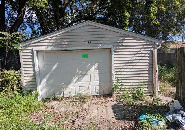 Photo 3 of Sale Pending at 7622 Beech Ave, Hammond, IN 46324 | MLS# 846171 | Listing updated on 2026-10-01
