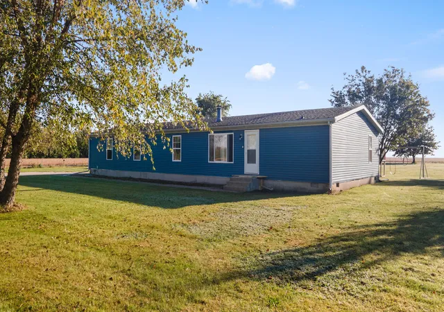 Photo 2 of Manufactured home for sale at 4841 S 200 East, La Porte, IN 46350 | MLS# 846334 | Listing updated on 2026-10-05