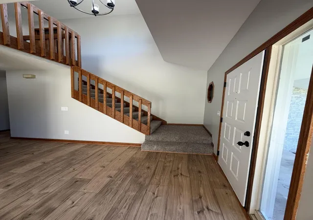 Photo 4 of Single family home for sale at 1384 Brandywine Rd, Crown Point, IN 46307 | MLS# 846707 | Listing updated on 2026-10-12