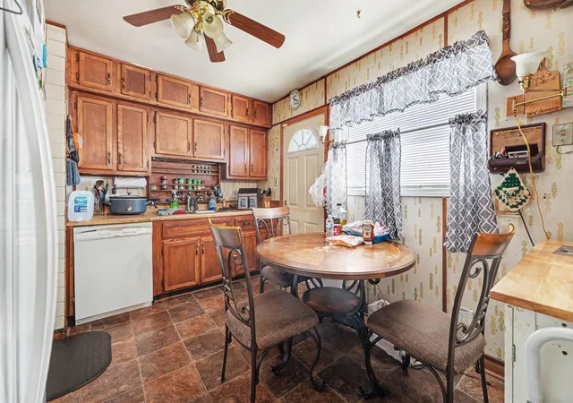 Photo 3 of Single family home for sale at 1625 Rhode Is St, Gary, IN 46407 | MLS# 846612 | Listing updated on 2026-10-09