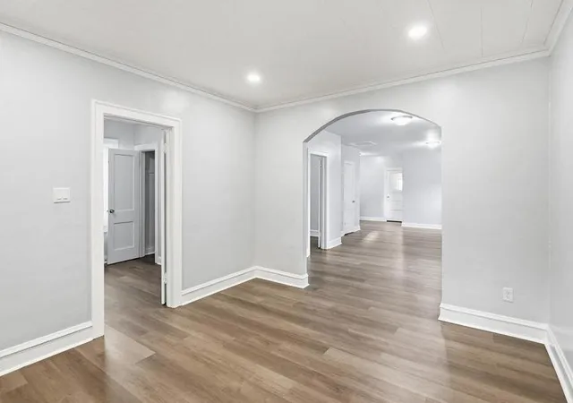 Photo 3 of Single family home for sale at 1537 Myrtle Ave, Whiting, IN 46394 | MLS# 846232 | Listing updated on 2026-10-05