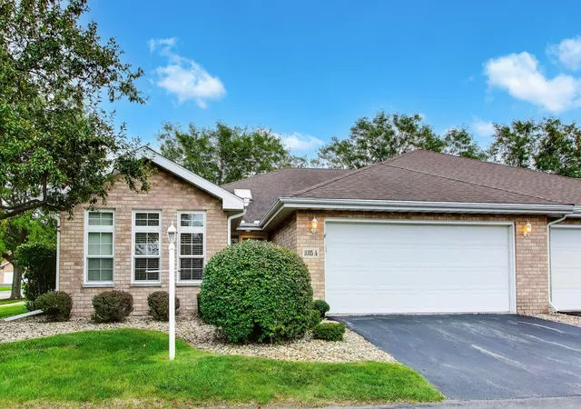 Multi family home for sale at 1035 Easy St #A, Crown Point, IN 46307 | MLS# 846206