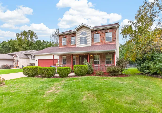Photo 2 of Single family home for sale at 1168 Capitol Dr, Hobart, IN 46342 | MLS# 846269 | Listing updated on 2026-10-02