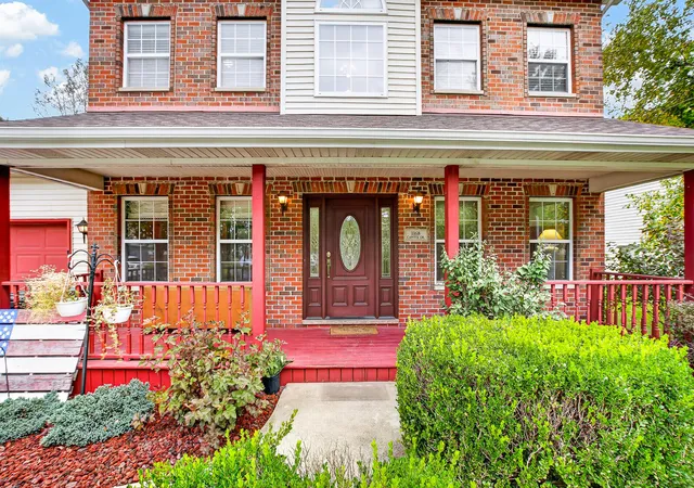 Photo 3 of Single family home for sale at 1168 Capitol Dr, Hobart, IN 46342 | MLS# 846269 | Listing updated on 2026-10-02