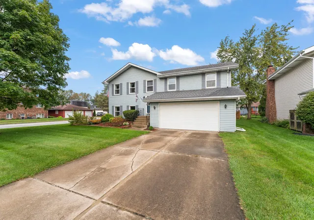 Photo 30 of Single family home for sale at 1250 Woodhollow Ct, Schererville, IN 46375 | MLS# 846270 | Listing updated on 2026-10-05