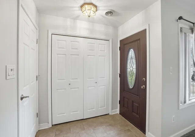 Photo 3 of Townhouse for sale at 9831 Hart St, Saint John, IN 46373 | MLS# 846228 | Listing updated on 2026-10-02