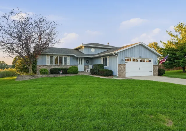 Photo 2 of Single family home for sale at 9765 W 135th Place, Cedar Lake, IN 46303 | MLS# 846477 | Listing updated on 2026-10-07