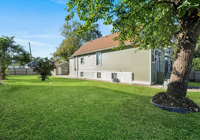Photo 3 of Single family home for sale at 1562 Mckinley St, Gary, IN 46404 | MLS# 846278 | Listing updated on 2026-10-05