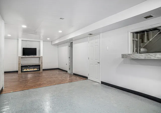 Photo 4 of Single family home for sale at 5180 Maryland St, Gary, IN 46409 | MLS# 846498 | Listing updated on 2026-10-07
