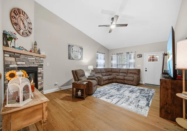 Photo 3 of Single family home for sale at 1500 Waverly Rd, Chesterton, IN 46304 | MLS# 846271 | Listing updated on 2026-10-02