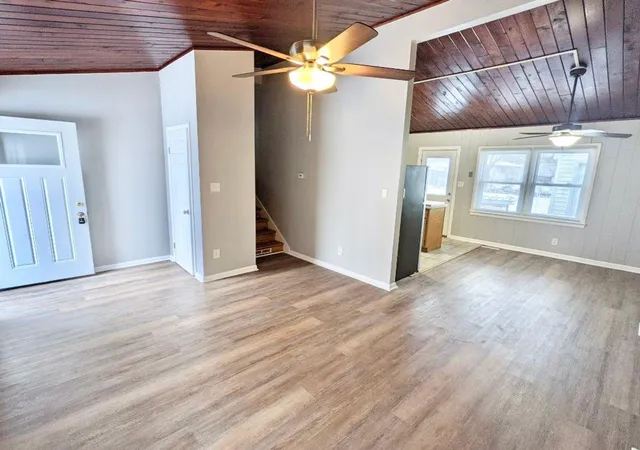 Photo 3 of Single family home for sale at 934 N Oakwood Ave, Griffith, IN 46319 | MLS# 846246 | Listing updated on 2026-10-02