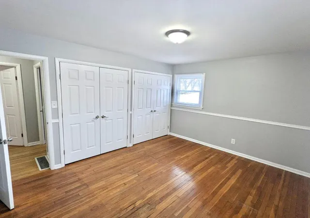 Photo 3 of Single family home for sale at 934 N Oakwood Ave, Griffith, IN 46319 | MLS# 846246 | Listing updated on 2026-10-02