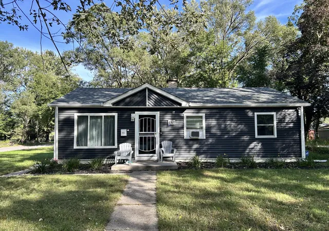 Single family home for sale at 4301 Johnson St, Gary, IN 46408 | MLS# 846767