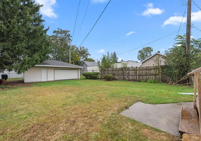 Photo 2 of Sale Pending at 6614 Lyman Ave, Hammond, IN 46324 | MLS# 846272 | Listing updated on 2026-10-07