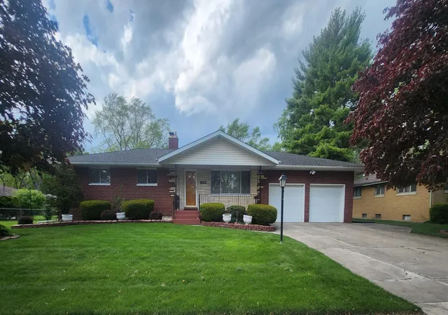 Single family home for sale at 1950 W 60th Place, Merrillville, IN 46410 | MLS# 846329